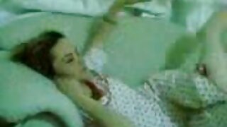 Հիասքանչ շիկահեր Սիեննա Դեյը լիզում է իր մաֆիկը գոլորշու և խելահեղ սեքսի առաջ